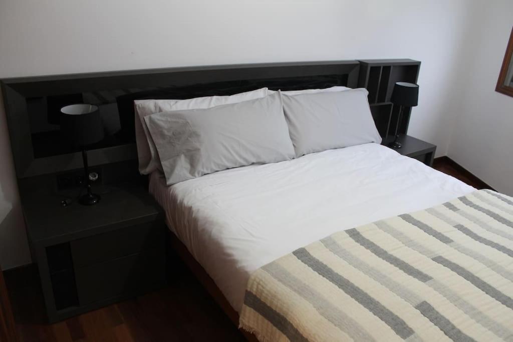 Ordes Apartamentos Camino Ingles מראה חיצוני תמונה